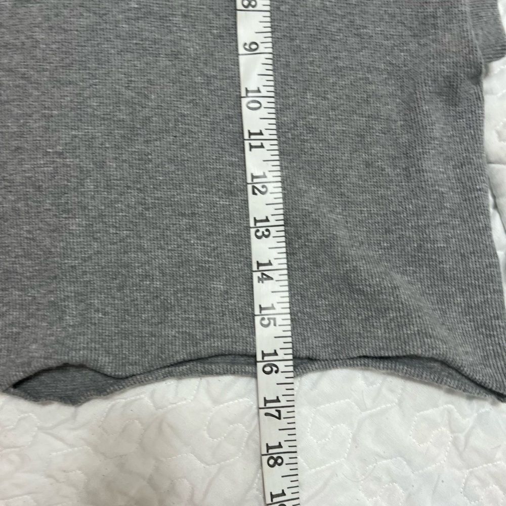 Adidas HE1476 Blue Version Waffle Crop
Top Grey Medium Gray 2021 - Picture 15 of 16